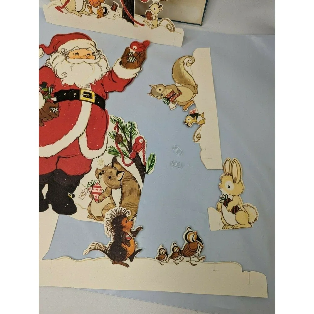 Hallmark Santa Claus His Friends Art‎ Tissue Centerpiece